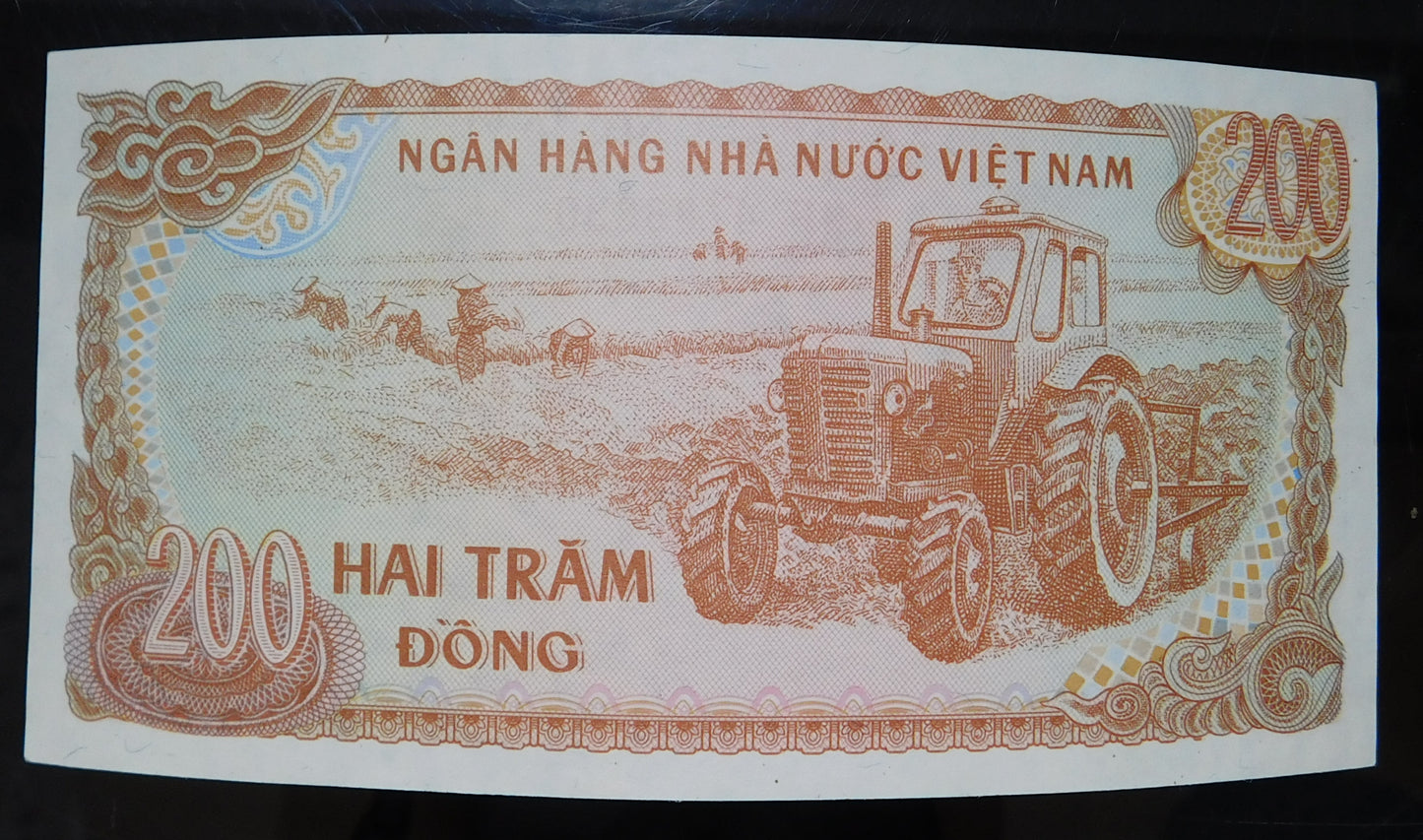 200 Dong
